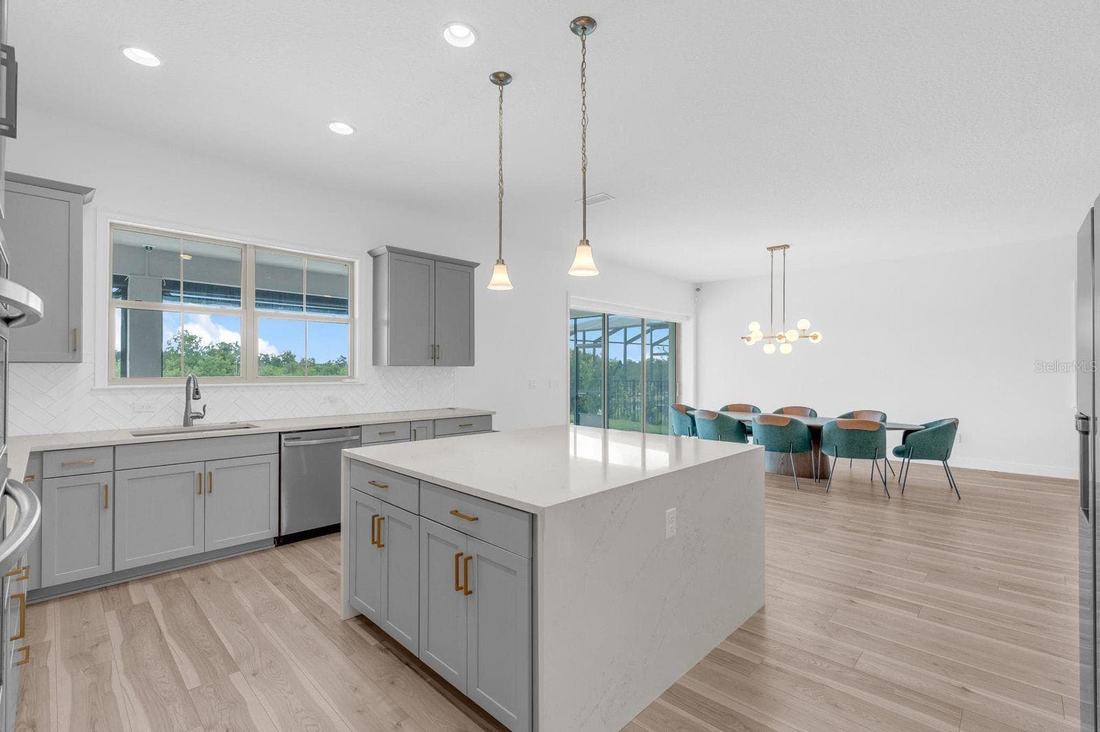 Single Family Residence at 13622 ABBERWICK DR, ORLANDO, photo 16 of 67
