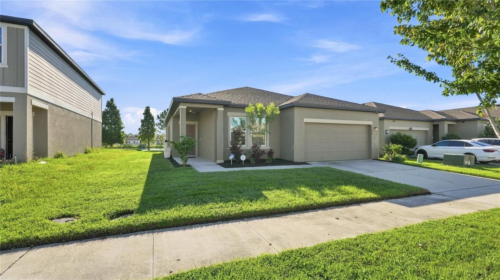 Single Family Residence at 5646 ALEXANDER SPRINGS PL, LAKELAND, photo 3 of 30