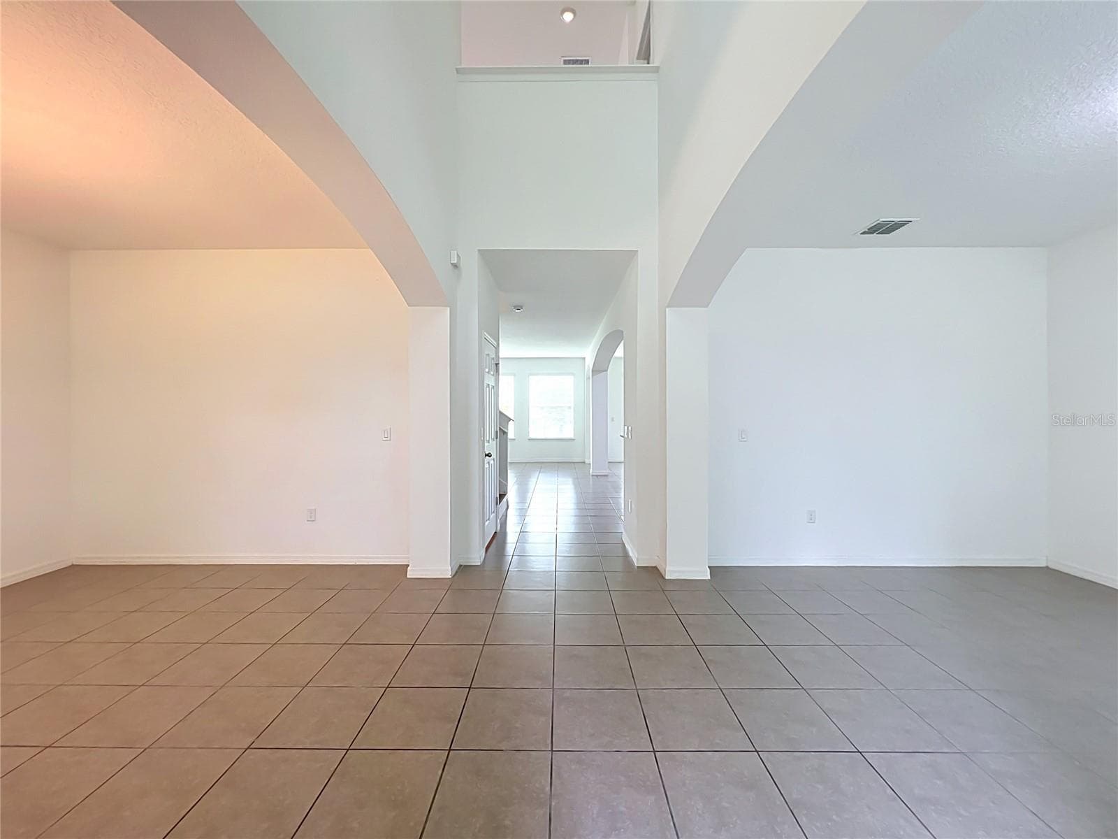Single Family Residence at 1707 FULLERS OAK LOOP, WINTER GARDEN, photo 12 of 67