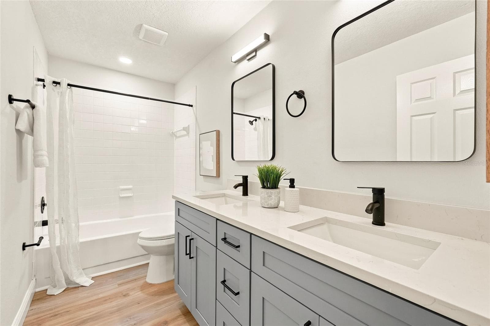Single Family Residence at 743 BONNIE BLVD, PALM HARBOR, photo 25 of 32