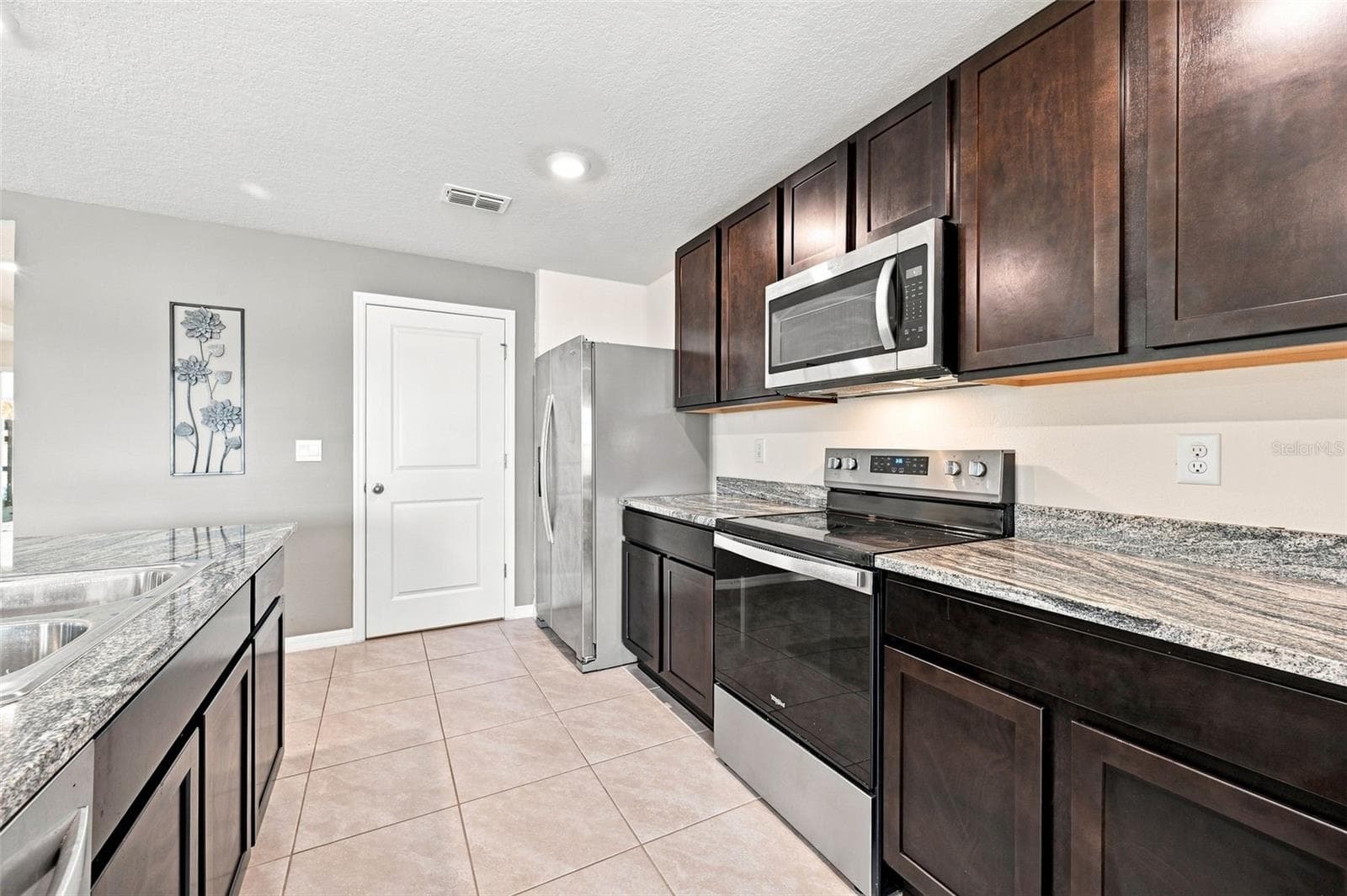 Single Family Residence at 13198 MYLION WAY, SPRING HILL, photo 11 of 48