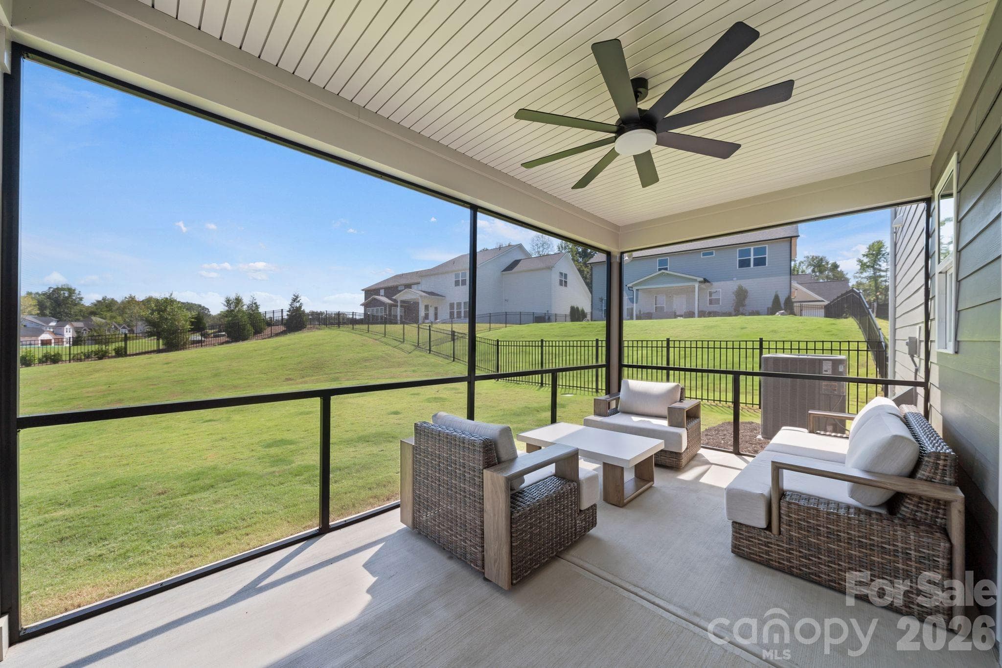 Single Family Residence at 2027 Waxhaw Crossing Drive, Waxhaw, photo 42 of 47