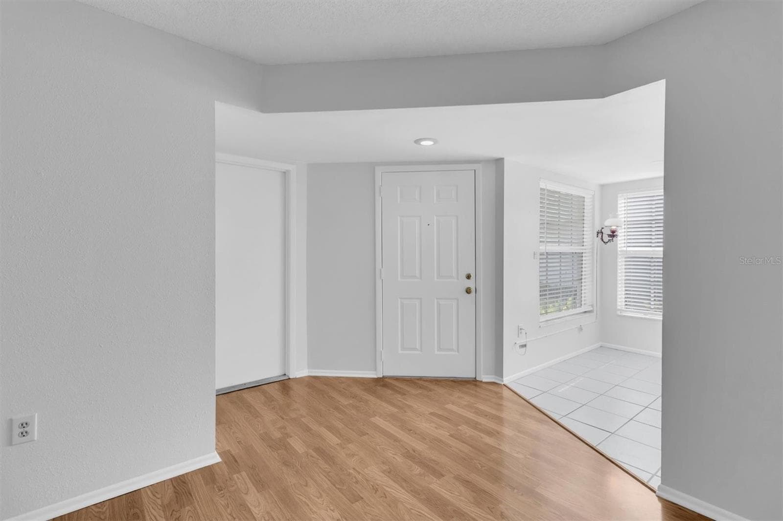 Condominium at 9528 BUNKER HILL CT, NEW PORT RICHEY, photo 3 of 63