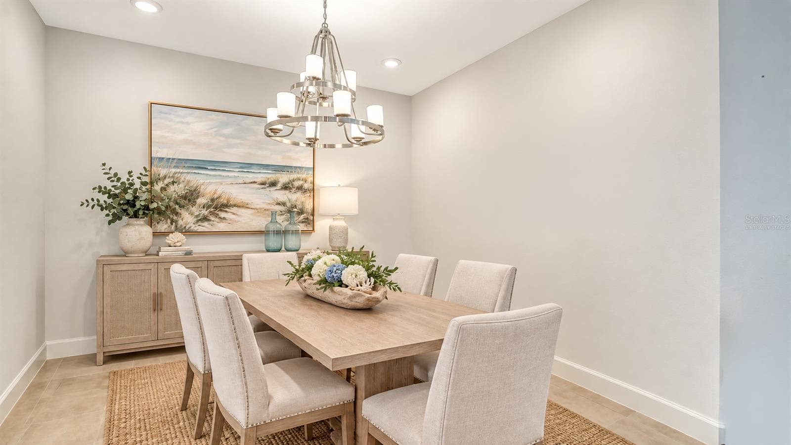 Virtually Staged - 6223 PLATEAU CT, BRADENTON