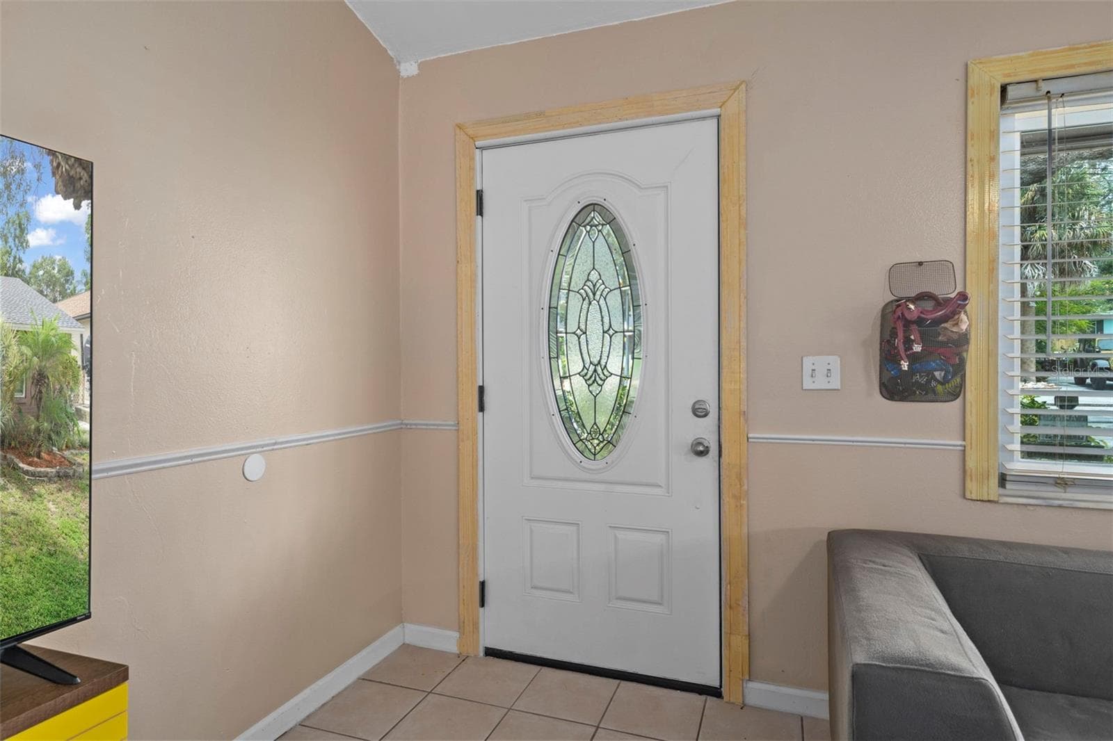 Single Family Residence at 612 E SPRUCE ST, TARPON SPRINGS, photo 5 of 46