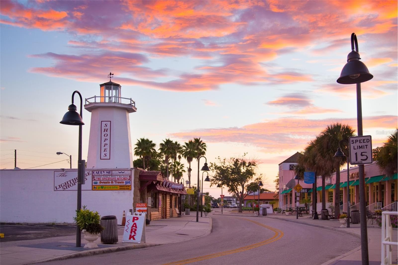 Tarpon Springs Sponge Docks - 612 E SPRUCE ST, TARPON SPRINGS