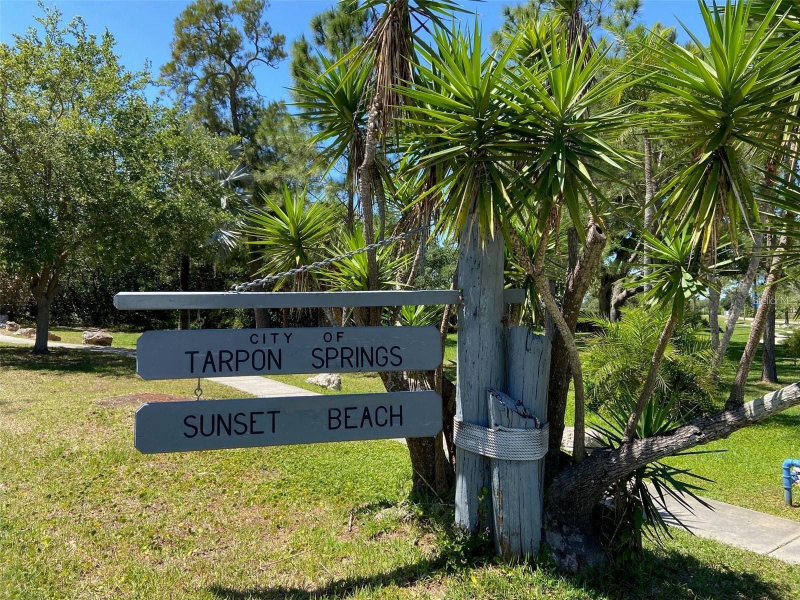 Single Family Residence at 612 E SPRUCE ST, TARPON SPRINGS, photo 38 of 46