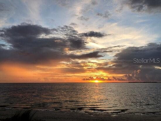 Beautiful Florida Sunset - 612 E SPRUCE ST, TARPON SPRINGS