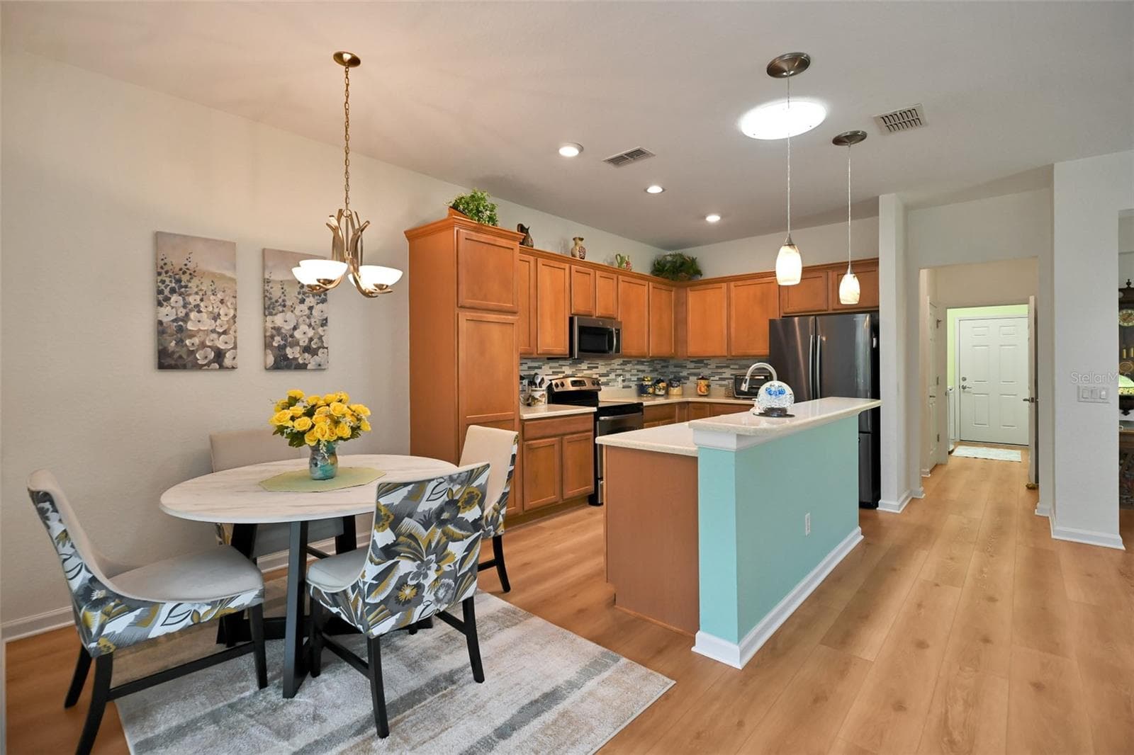 Dinette & Kitchen Areas - 7139 SW 91ST CT, OCALA