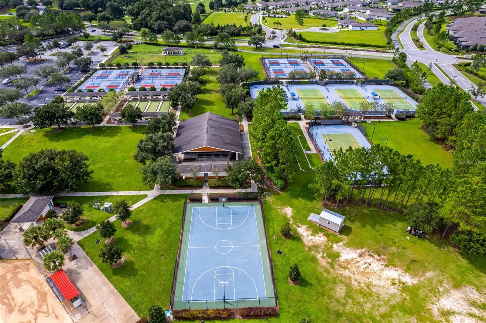Sports Courts Complex - Basketball, Pickleball, Tennis, Bocce, Horseshoes & Dog Park - 7139 SW 91ST CT, OCALA