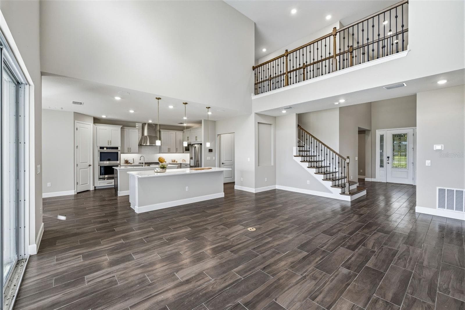 Single Family Residence at 11126 MANOR HOUSE LN, ODESSA, photo 8 of 63