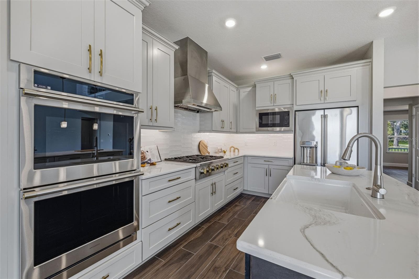 Single Family Residence at 11126 MANOR HOUSE LN, ODESSA, photo 15 of 63