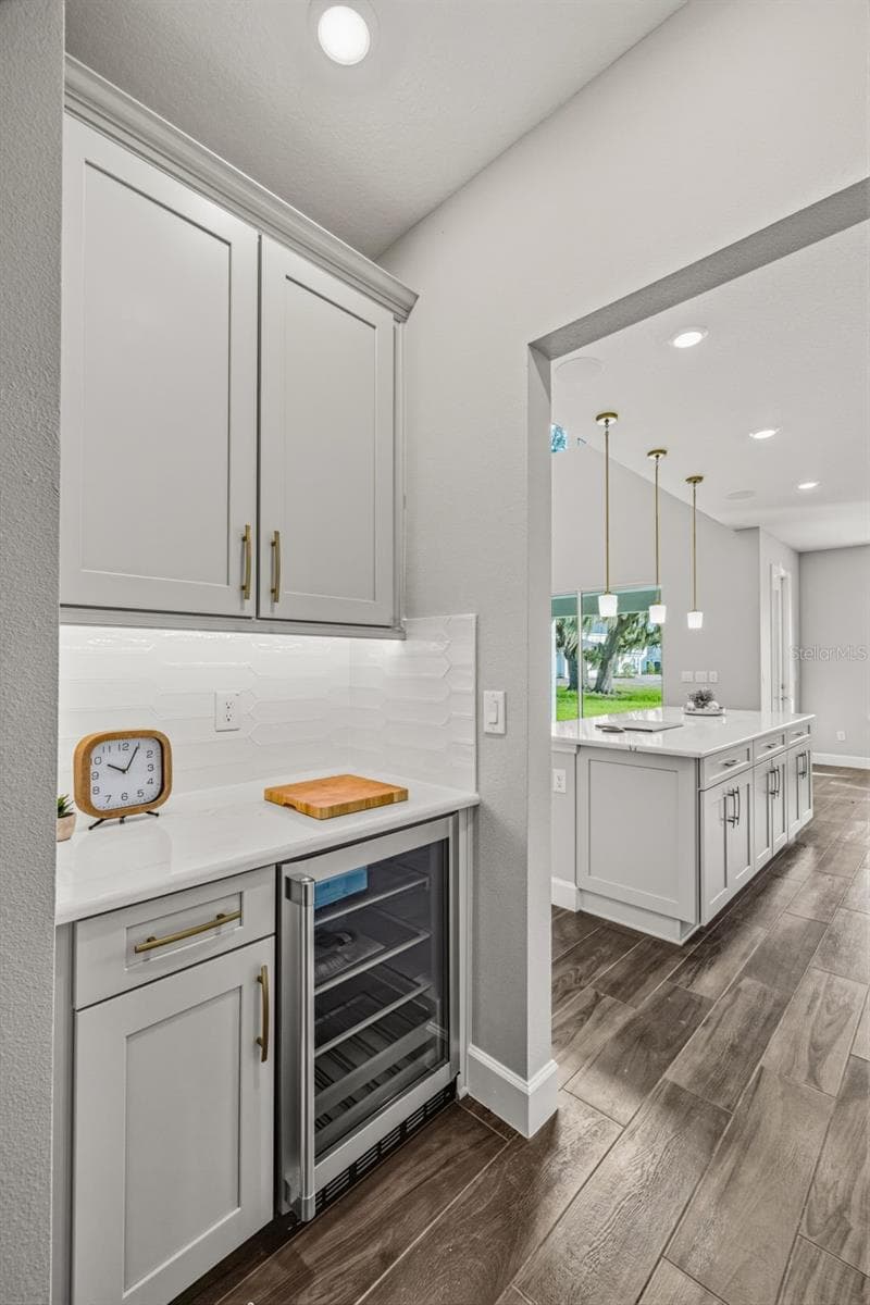 Single Family Residence at 11126 MANOR HOUSE LN, ODESSA, photo 19 of 63