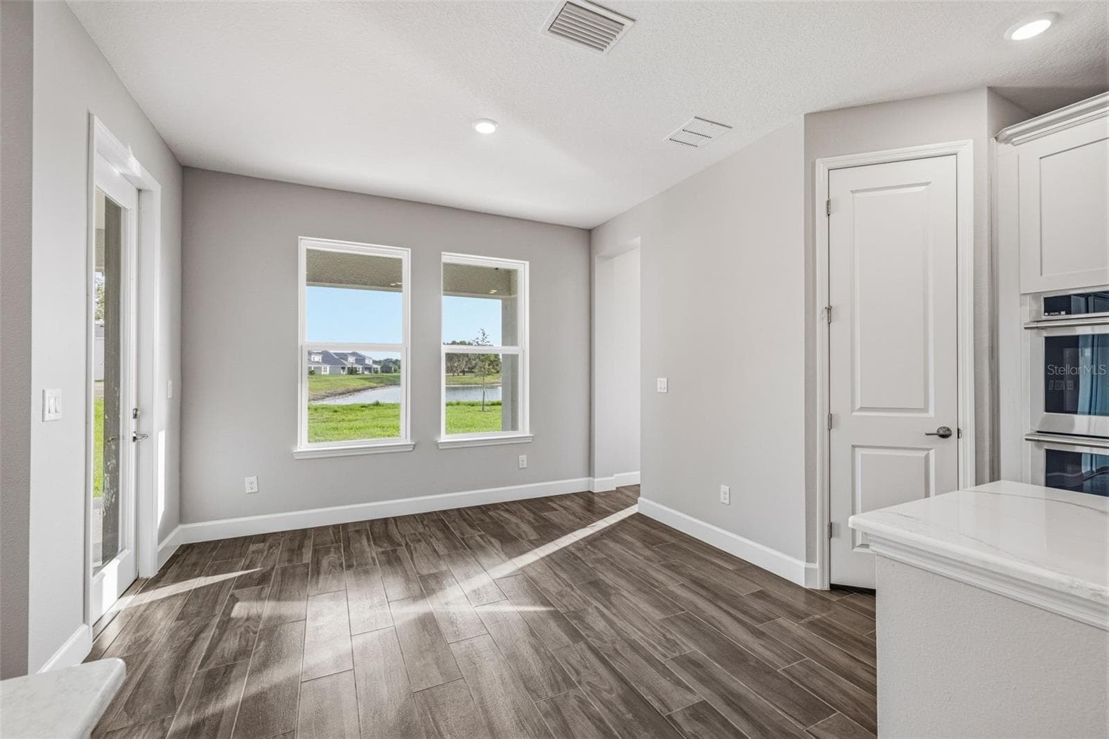 Single Family Residence at 11126 MANOR HOUSE LN, ODESSA, photo 20 of 63