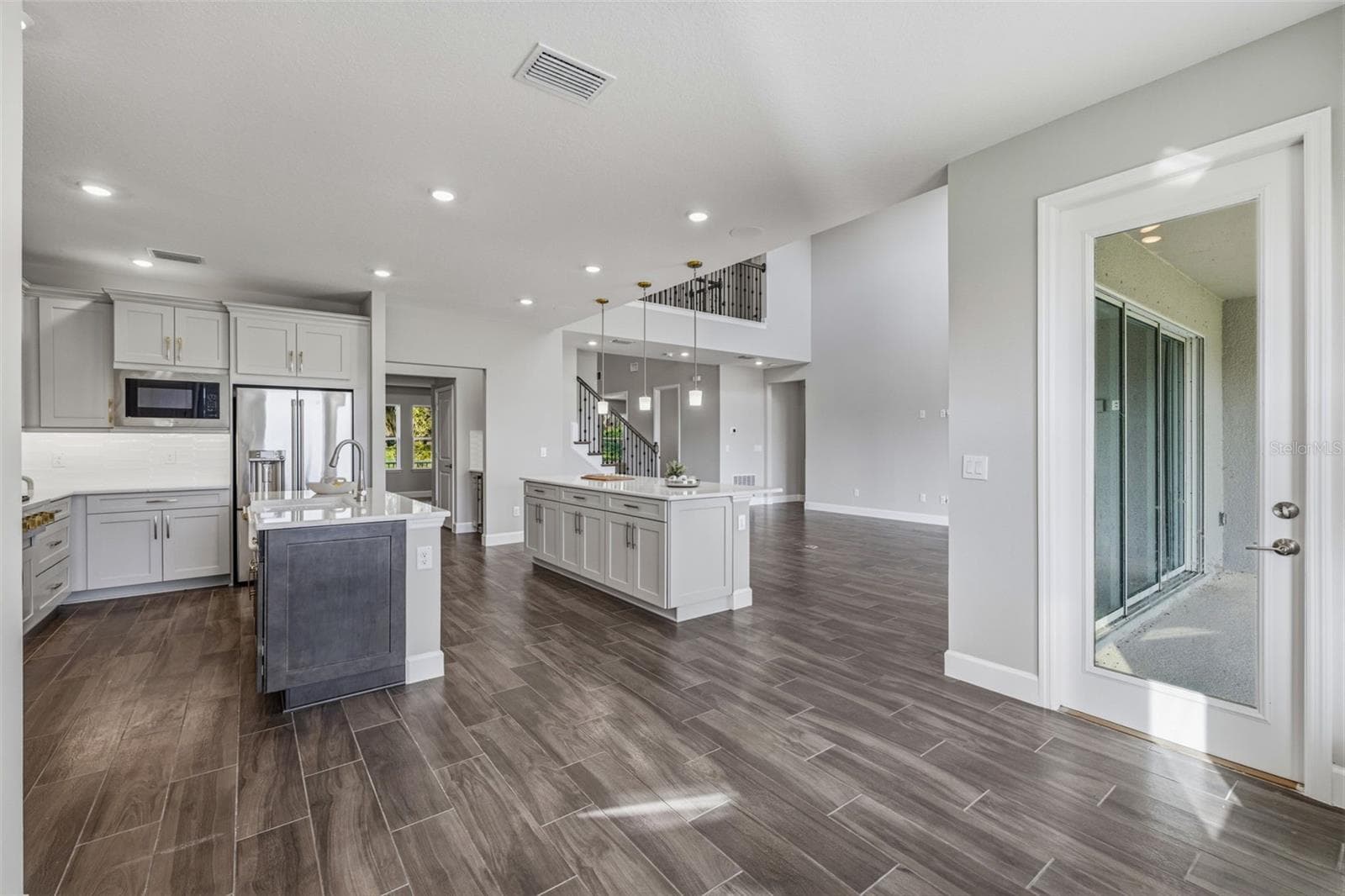 Single Family Residence at 11126 MANOR HOUSE LN, ODESSA, photo 21 of 63