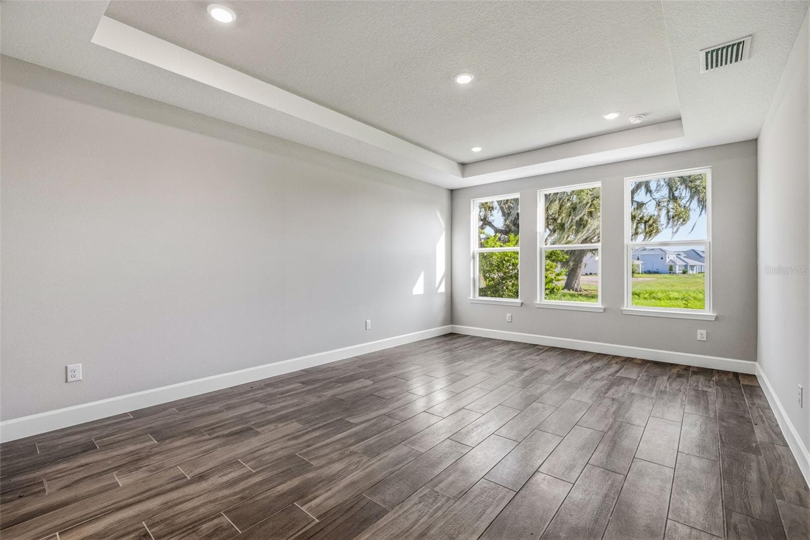 Single Family Residence at 11126 MANOR HOUSE LN, ODESSA, photo 26 of 63