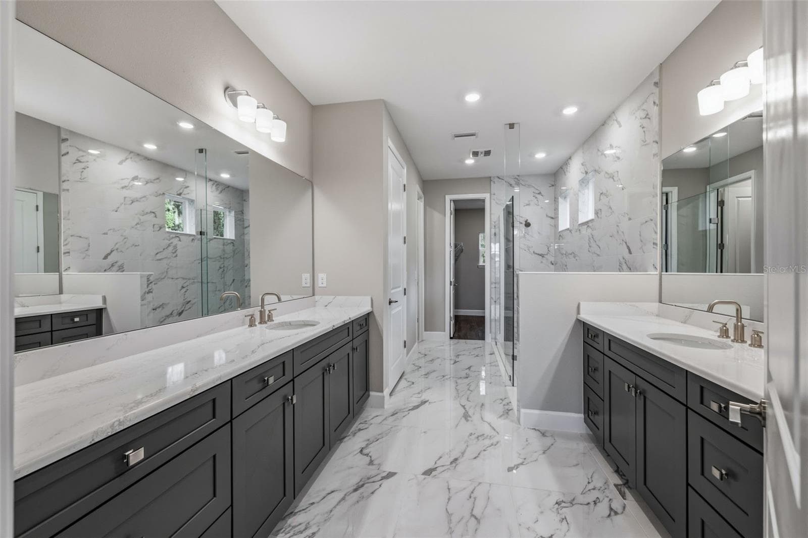Single Family Residence at 11126 MANOR HOUSE LN, ODESSA, photo 27 of 63