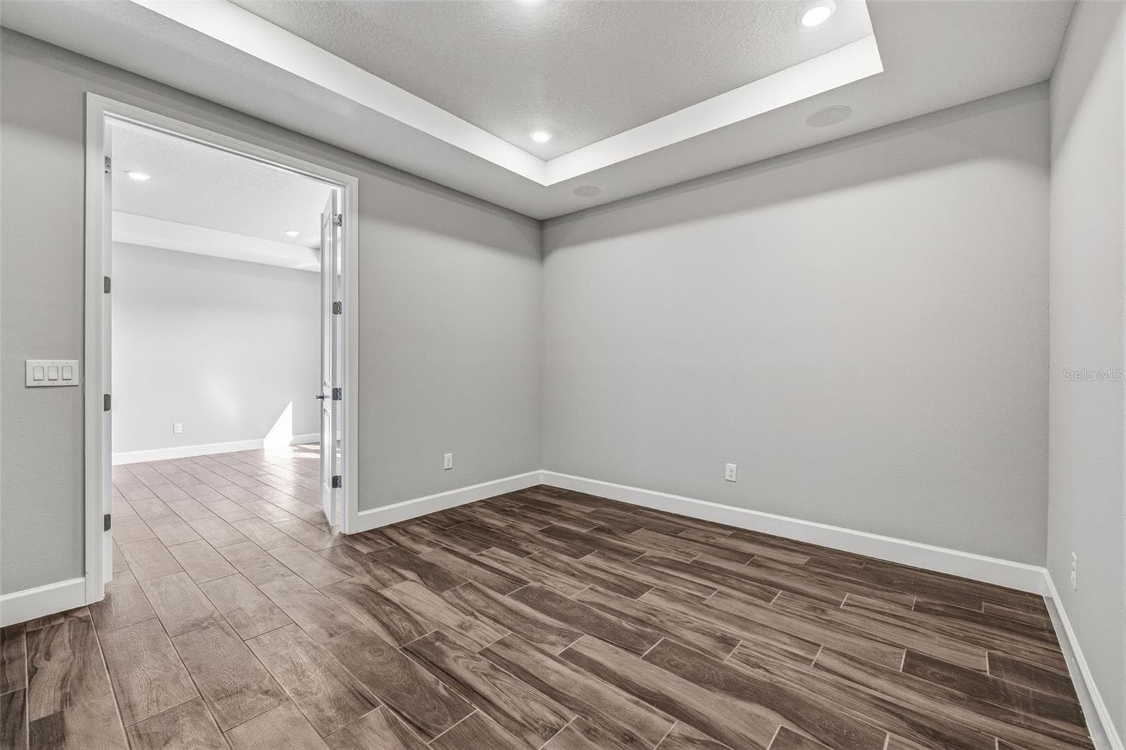 Single Family Residence at 11126 MANOR HOUSE LN, ODESSA, photo 35 of 63