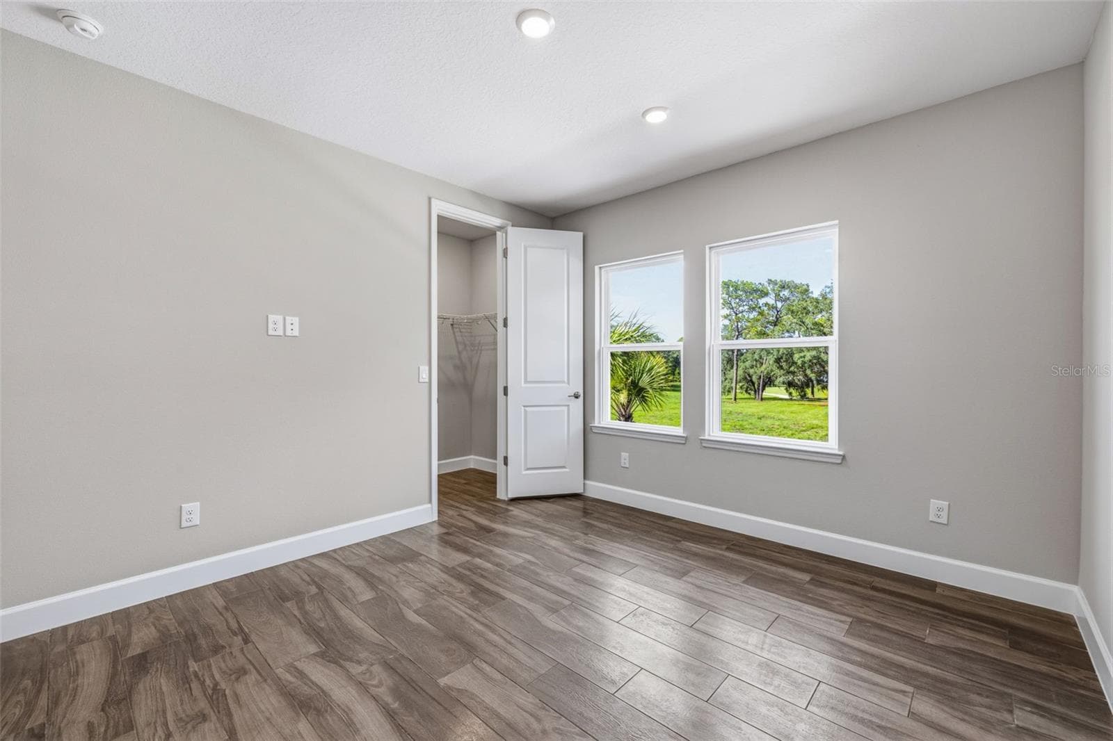 Single Family Residence at 11126 MANOR HOUSE LN, ODESSA, photo 37 of 63