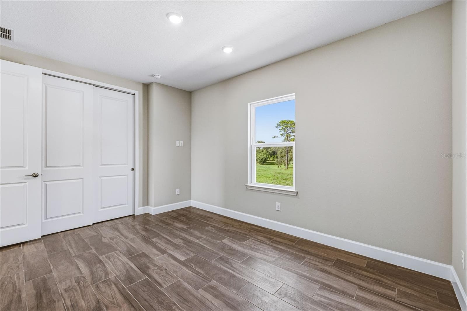 Single Family Residence at 11126 MANOR HOUSE LN, ODESSA, photo 38 of 63