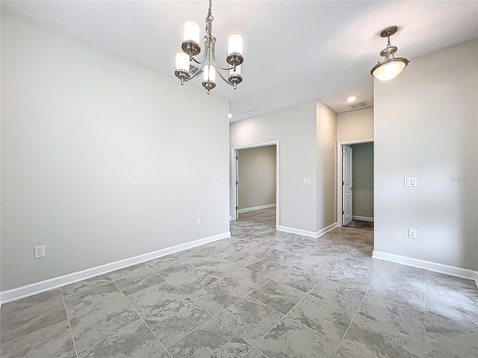 Single Family Residence at 11974 HOMETOWN PL, ORLANDO, photo 15 of 72