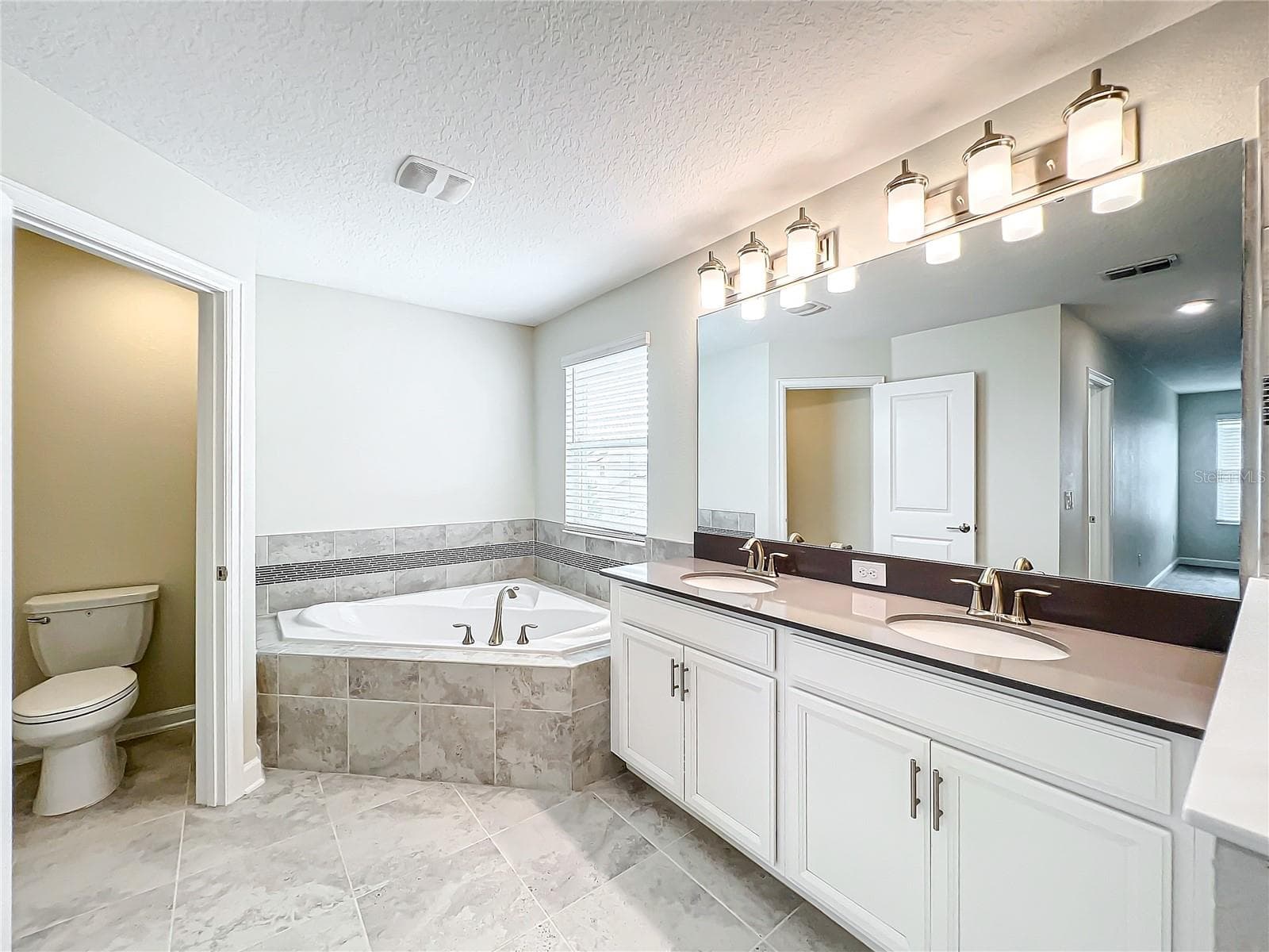 Single Family Residence at 11974 HOMETOWN PL, ORLANDO, photo 54 of 72