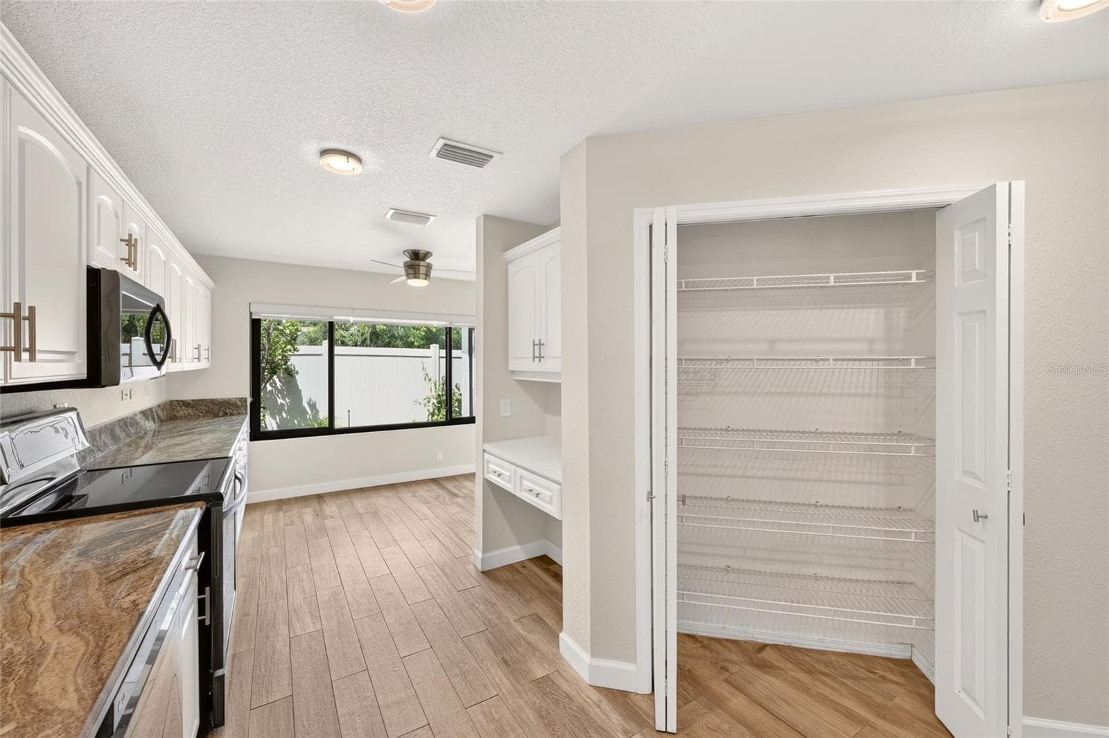 Single Family Residence at 4427 NE 5TH ST, OCALA, photo 10 of 85
