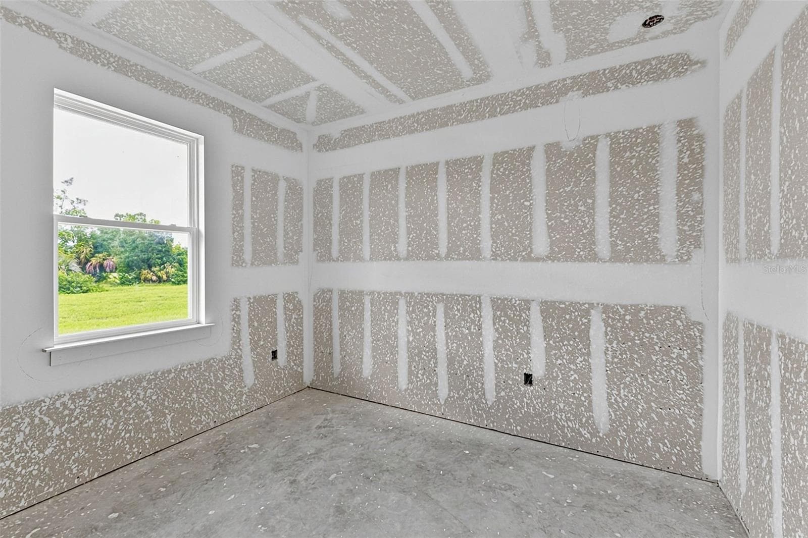 Single Family Residence at 24276 PEPPERCORN RD, PUNTA GORDA, photo 18 of 35