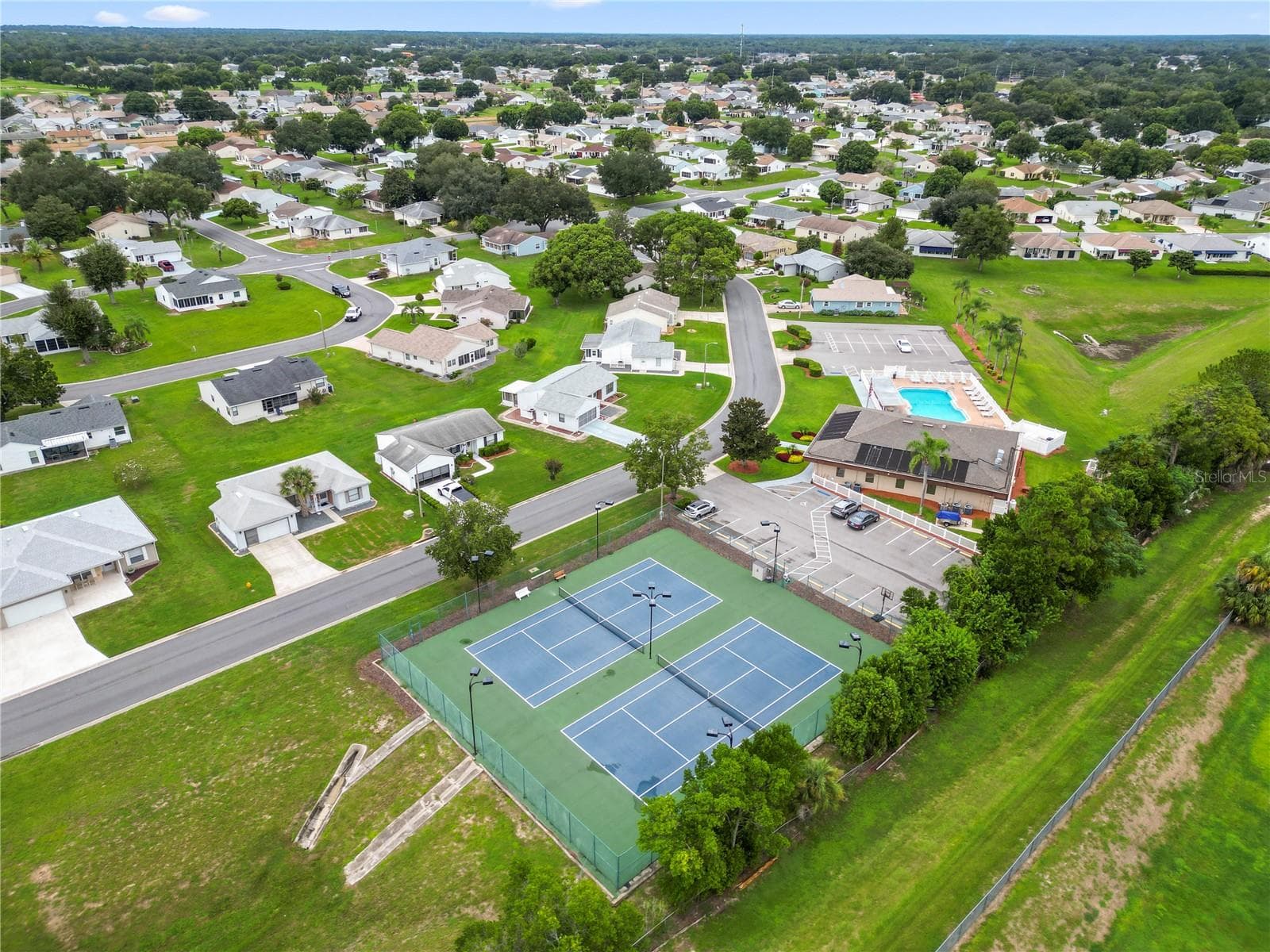 Single Family Residence at 6121 KITTIWAKE DR, LAKELAND, photo 43 of 50