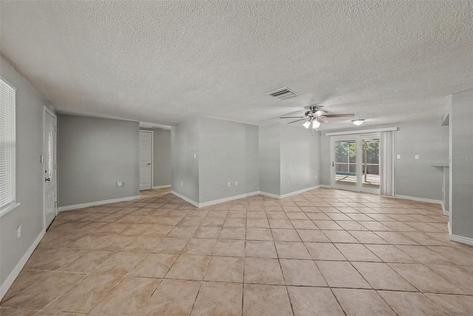 Single Family Residence at 2641 FLINTWOOD DR, HOLIDAY, photo 4 of 19