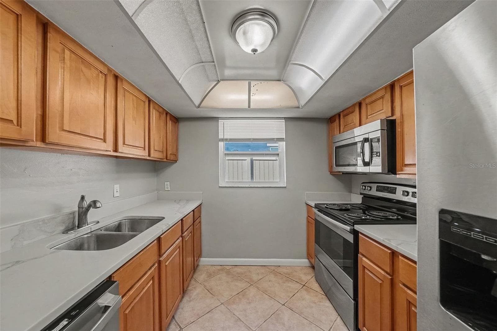 Single Family Residence at 2641 FLINTWOOD DR, HOLIDAY, photo 5 of 19