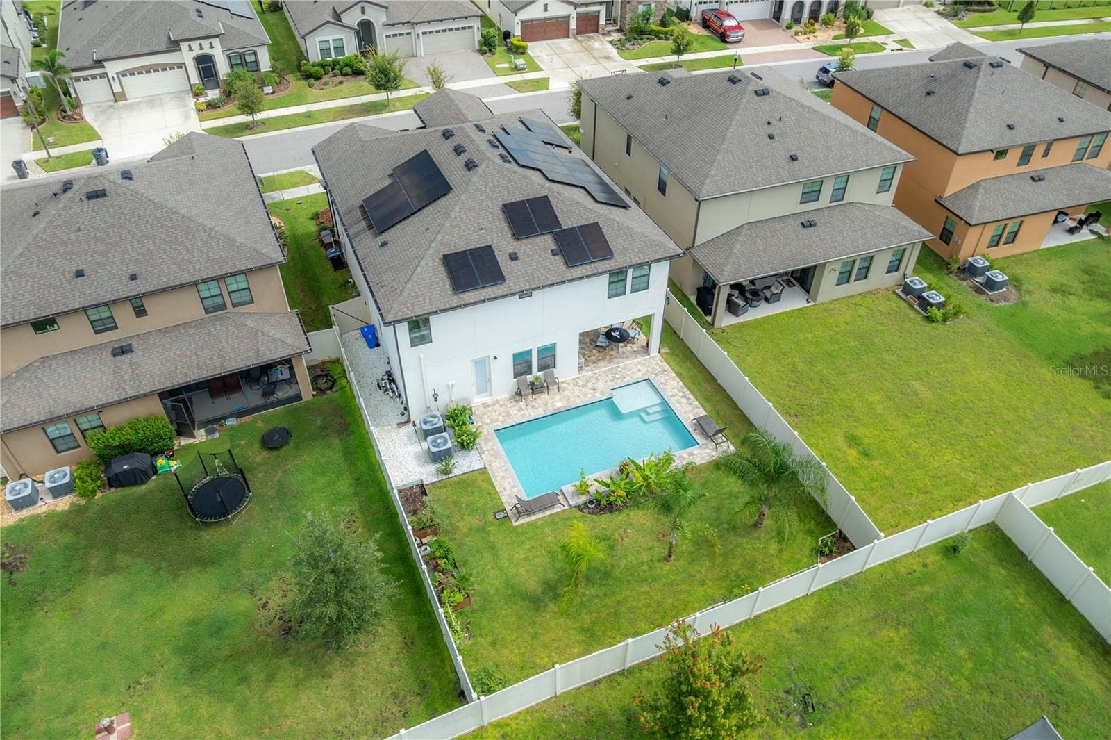 Single Family Residence at 14627 RED CASTLE AVE, LITHIA, photo 6 of 62