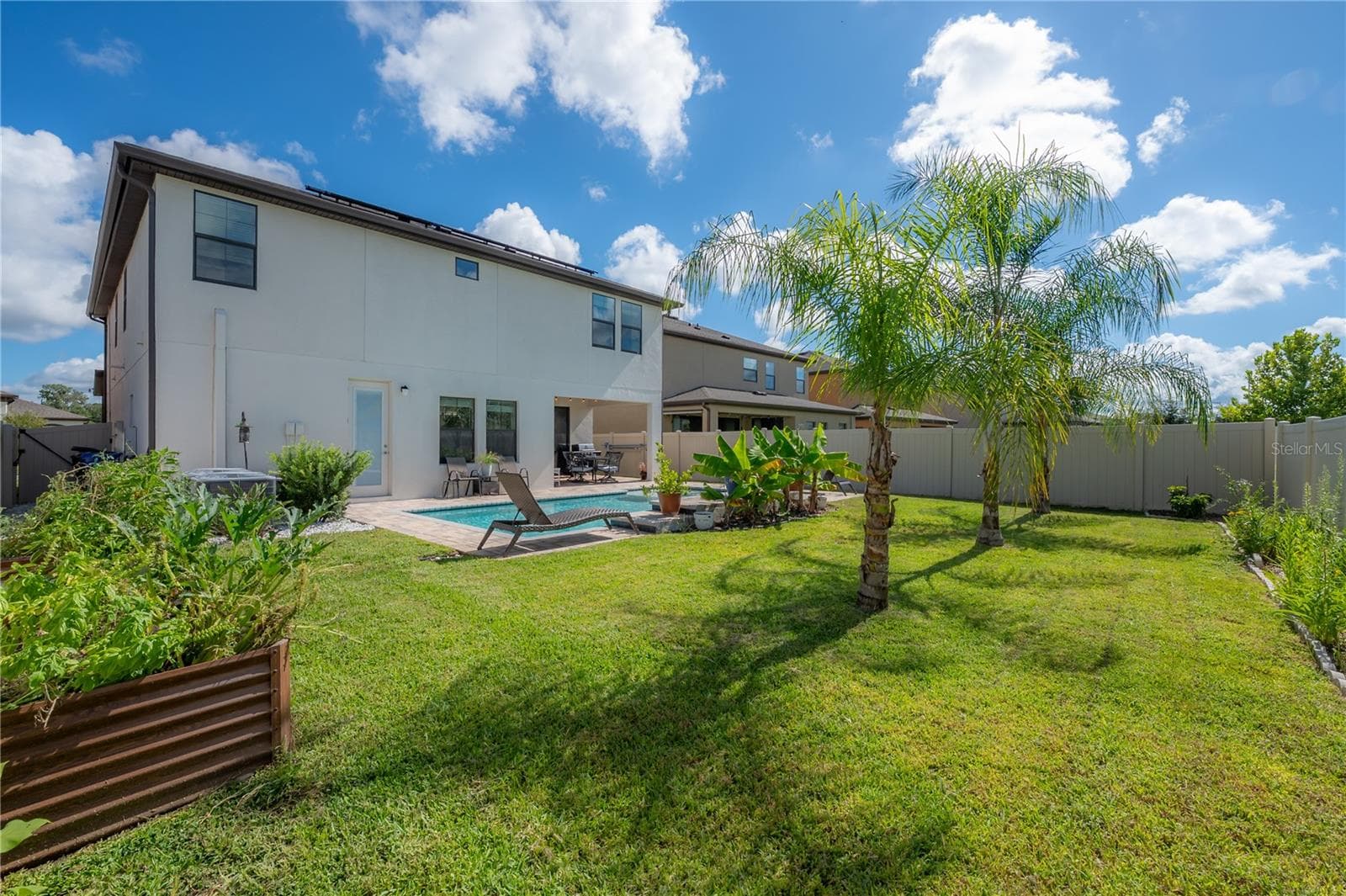 Single Family Residence at 14627 RED CASTLE AVE, LITHIA, photo 14 of 62
