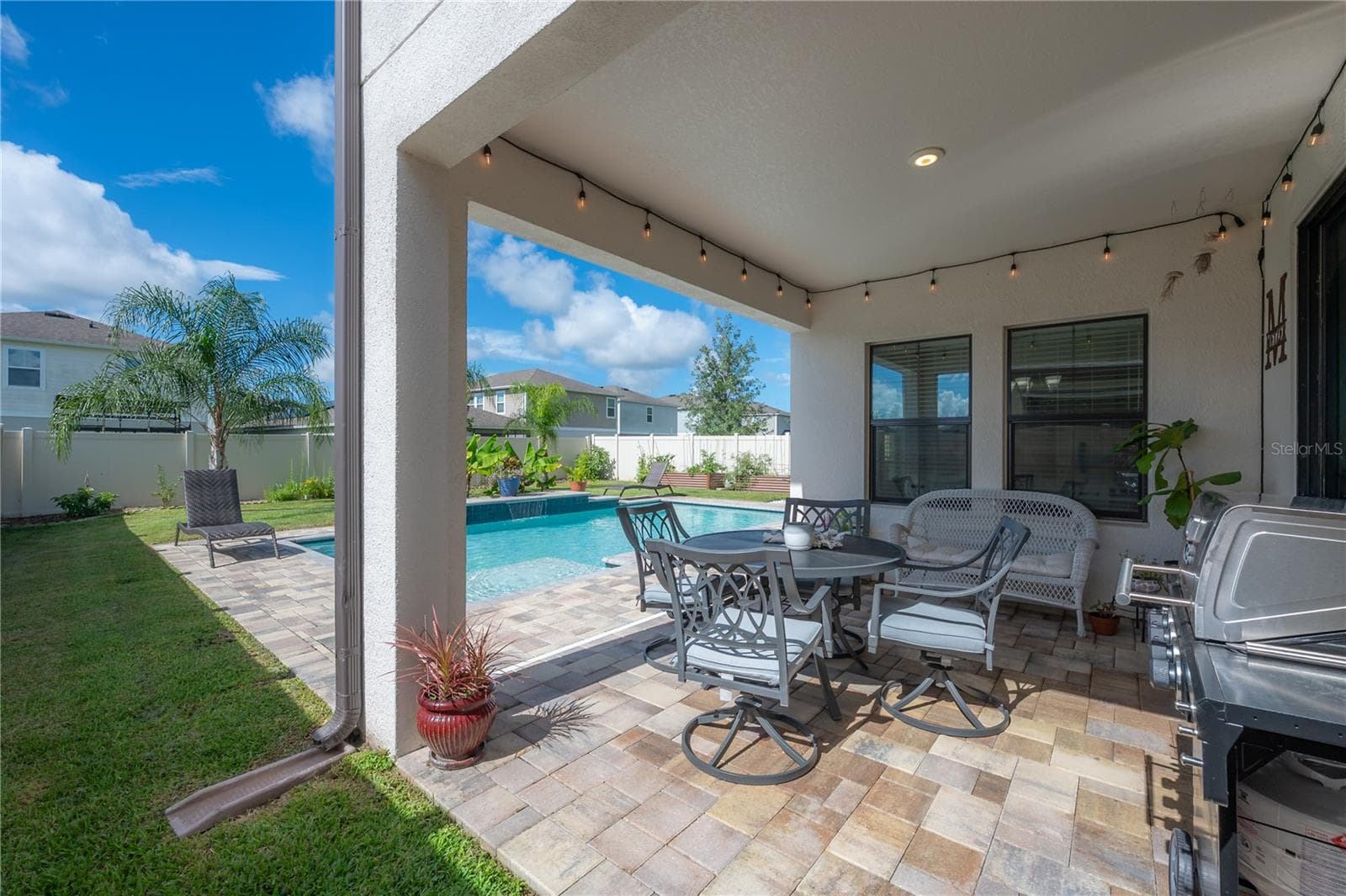 Single Family Residence at 14627 RED CASTLE AVE, LITHIA, photo 18 of 62