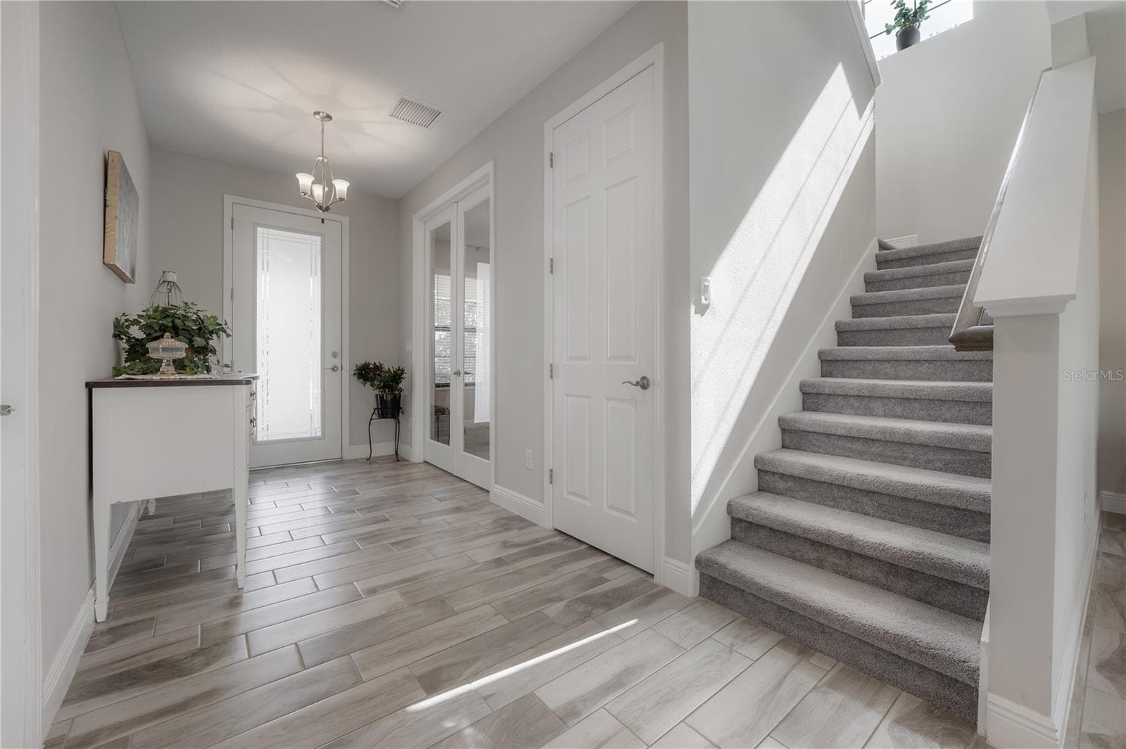 Single Family Residence at 14627 RED CASTLE AVE, LITHIA, photo 24 of 62