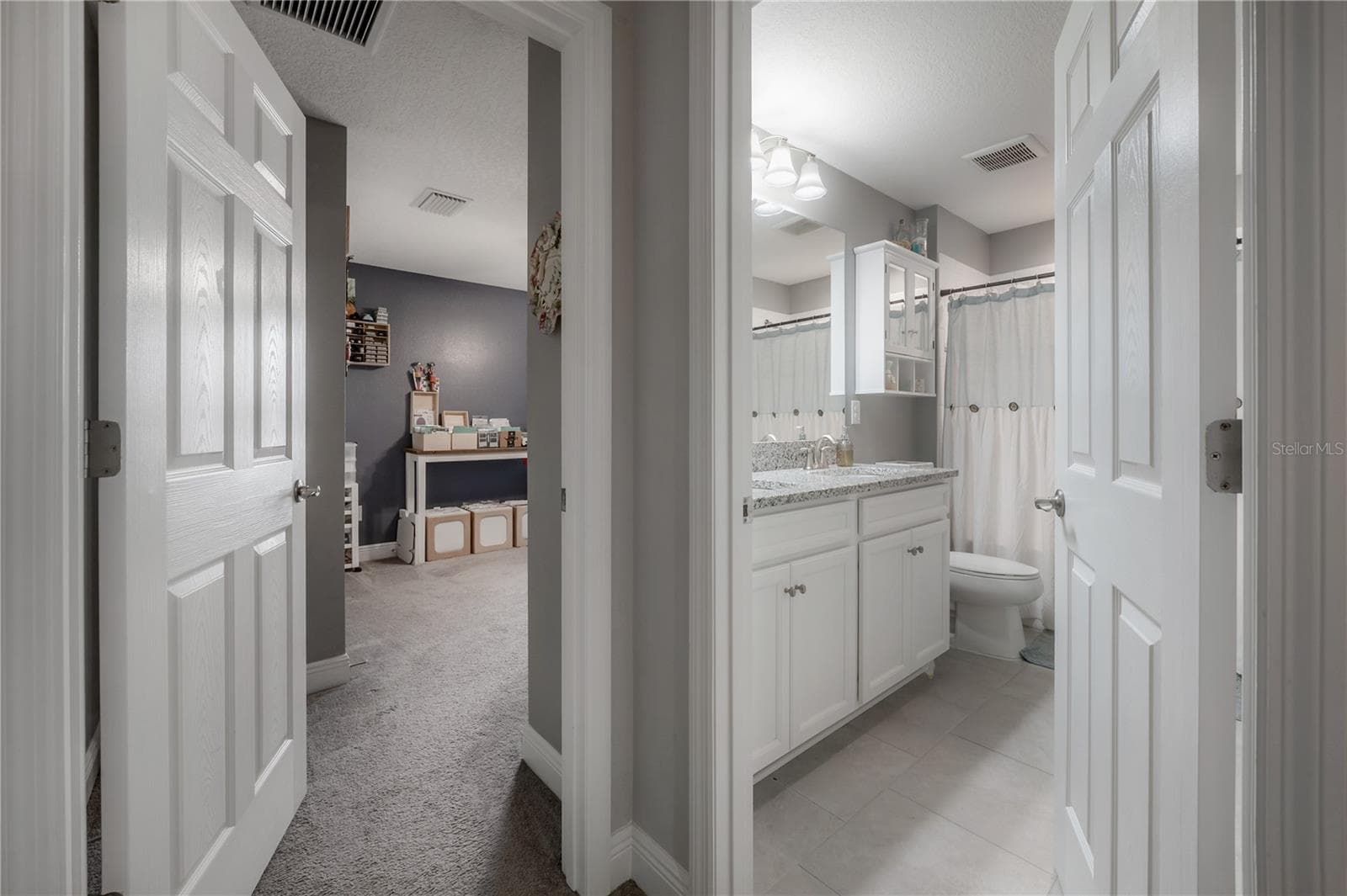 Single Family Residence at 14627 RED CASTLE AVE, LITHIA, photo 51 of 62