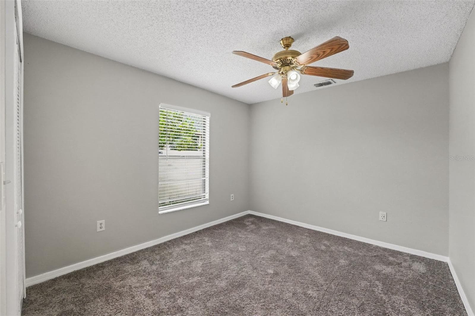 Single Family Residence at 32 YORK CT, KISSIMMEE, photo 14 of 18