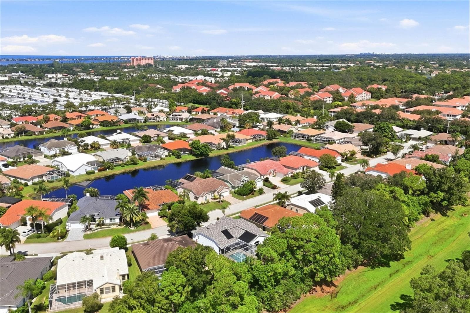 Aerial showing neighborhood - 8857 HAVENRIDGE DR, SARASOTA