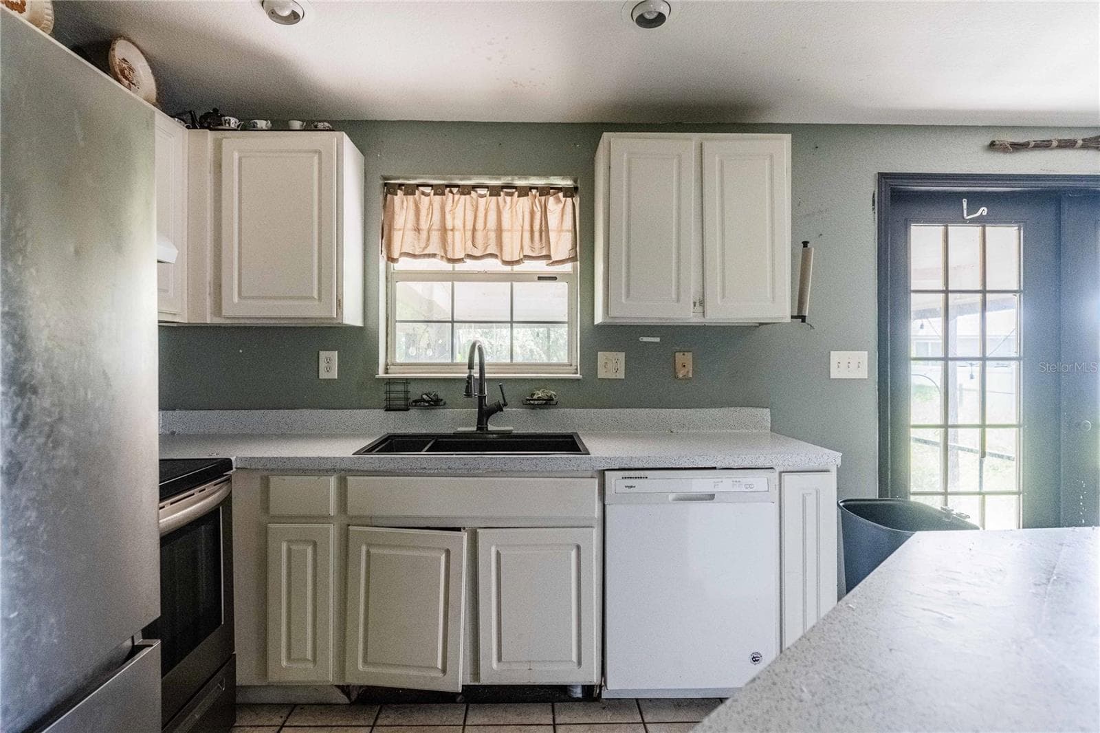 Single Family Residence at 276 TAYLOR ST, LAKE WALES, photo 12 of 32