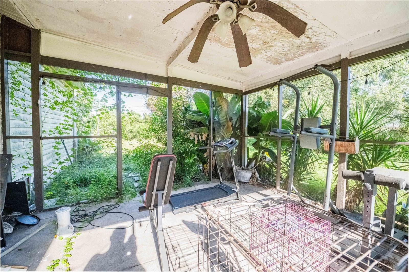 Single Family Residence at 276 TAYLOR ST, LAKE WALES, photo 23 of 32