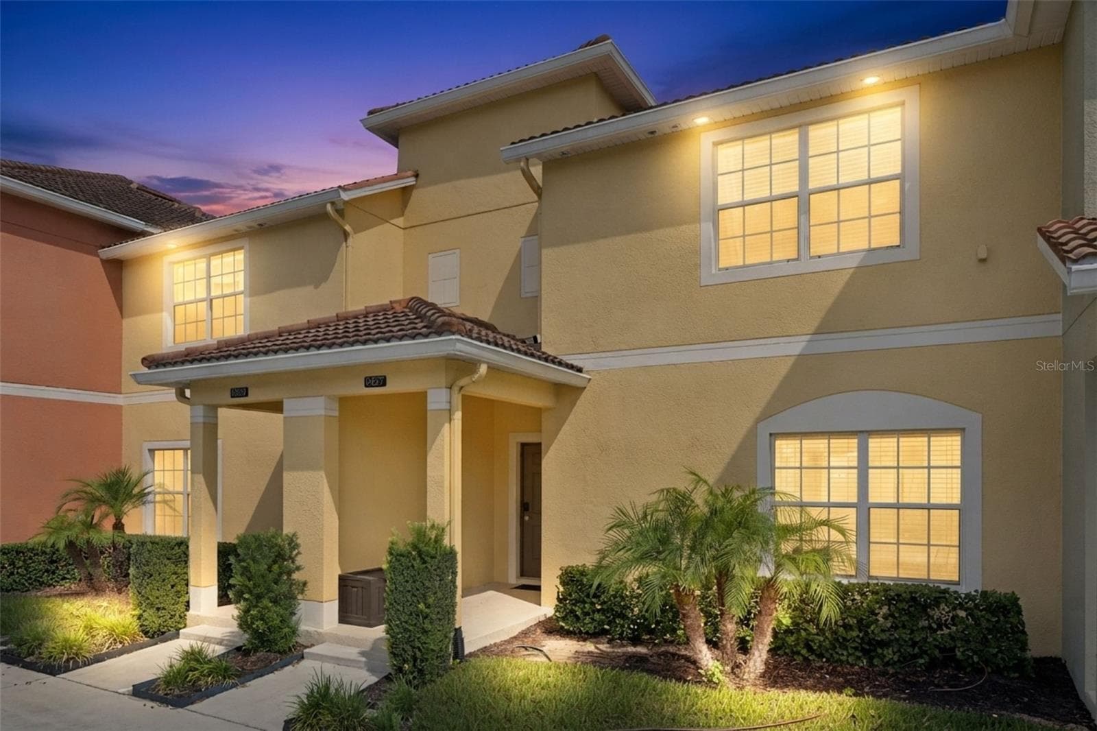 8957 SUGAR PALM RD