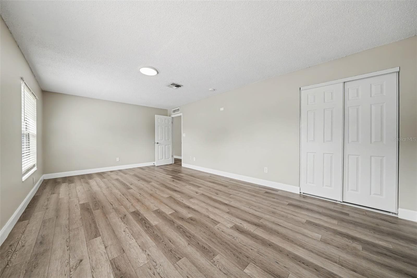 Single Family Residence at 117 SNAPDRAGON CT, KISSIMMEE, photo 11 of 16