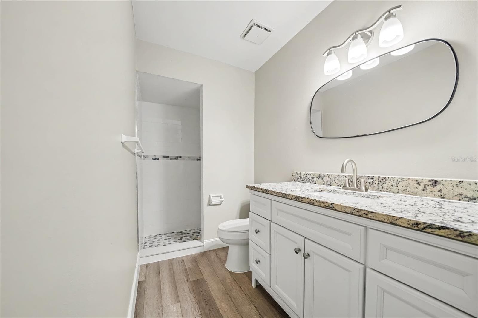 Single Family Residence at 117 SNAPDRAGON CT, KISSIMMEE, photo 13 of 16