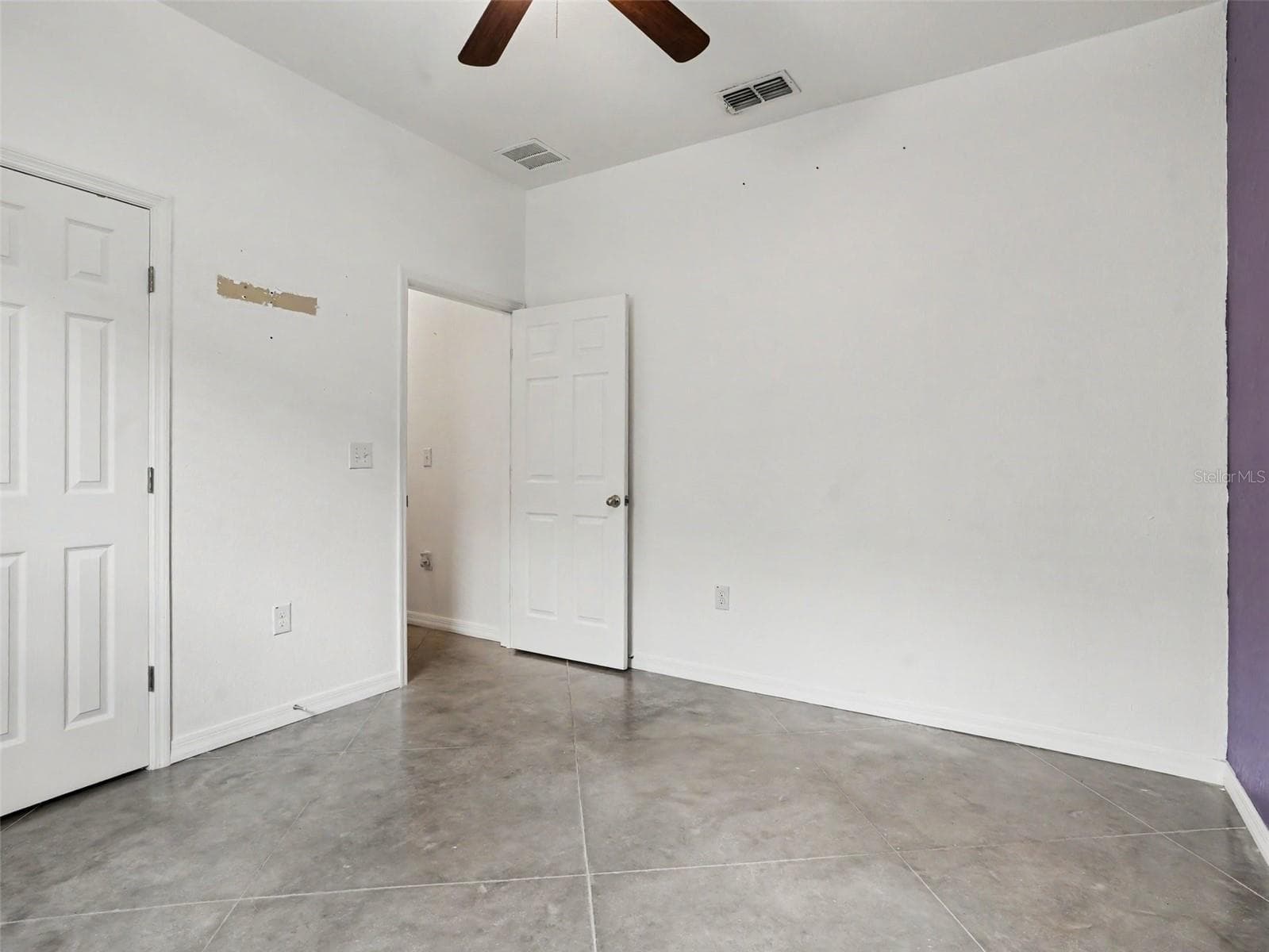 Single Family Residence at 477 KENSINGTON VIEW DR, WINTER HAVEN, photo 21 of 34
