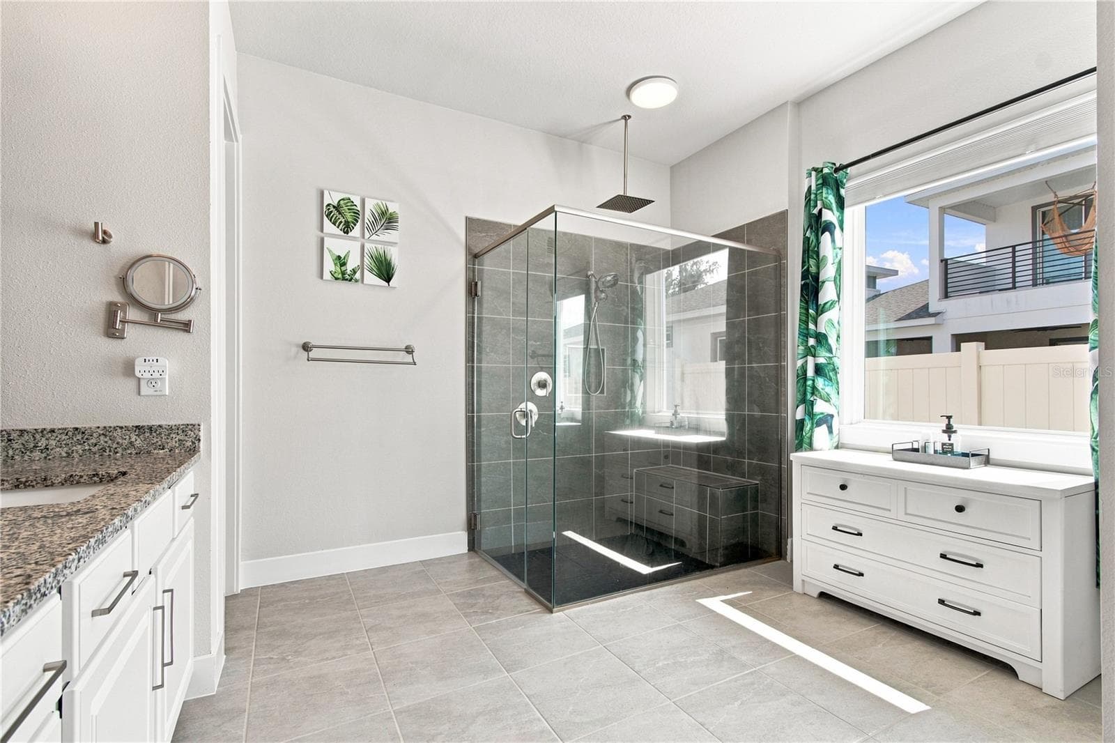8699 Ivy Stark Blvd - Primary Bathroom - 8699 IVY STARK BLVD, WESLEY CHAPEL