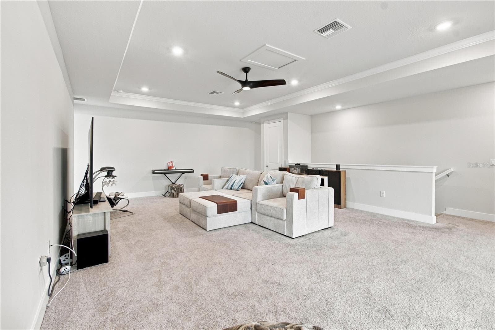 8699 Ivy Stark Blvd - Loft - 8699 IVY STARK BLVD, WESLEY CHAPEL