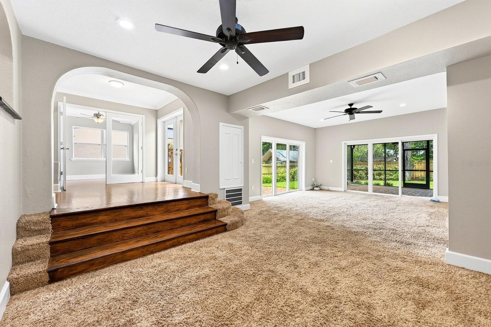 Unique home with versatile living spaces. - 1212 ELMWOOD ST, ORLANDO
