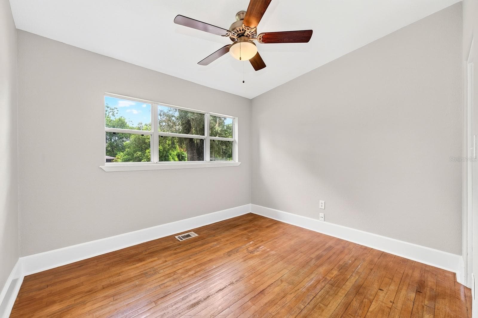 Second Bedroom. - 1212 ELMWOOD ST, ORLANDO