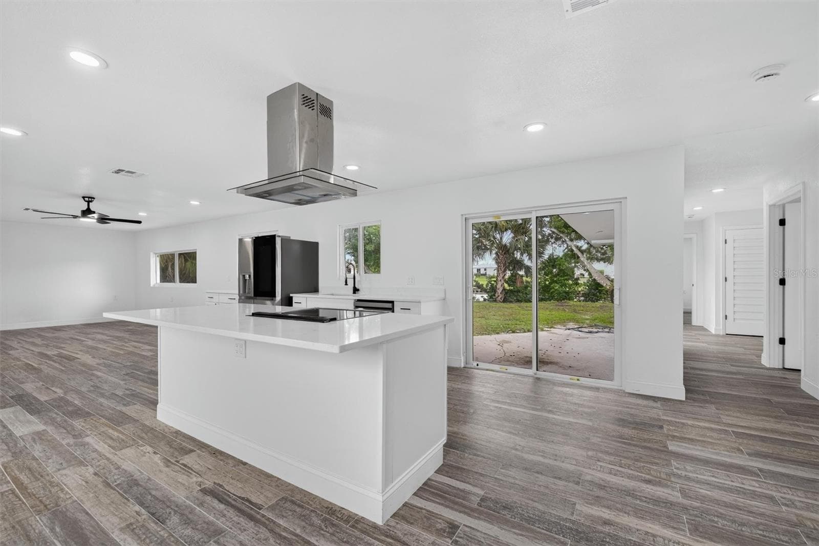 Single Family Residence at 801 MARLIN DR, PUNTA GORDA, photo 2 of 37