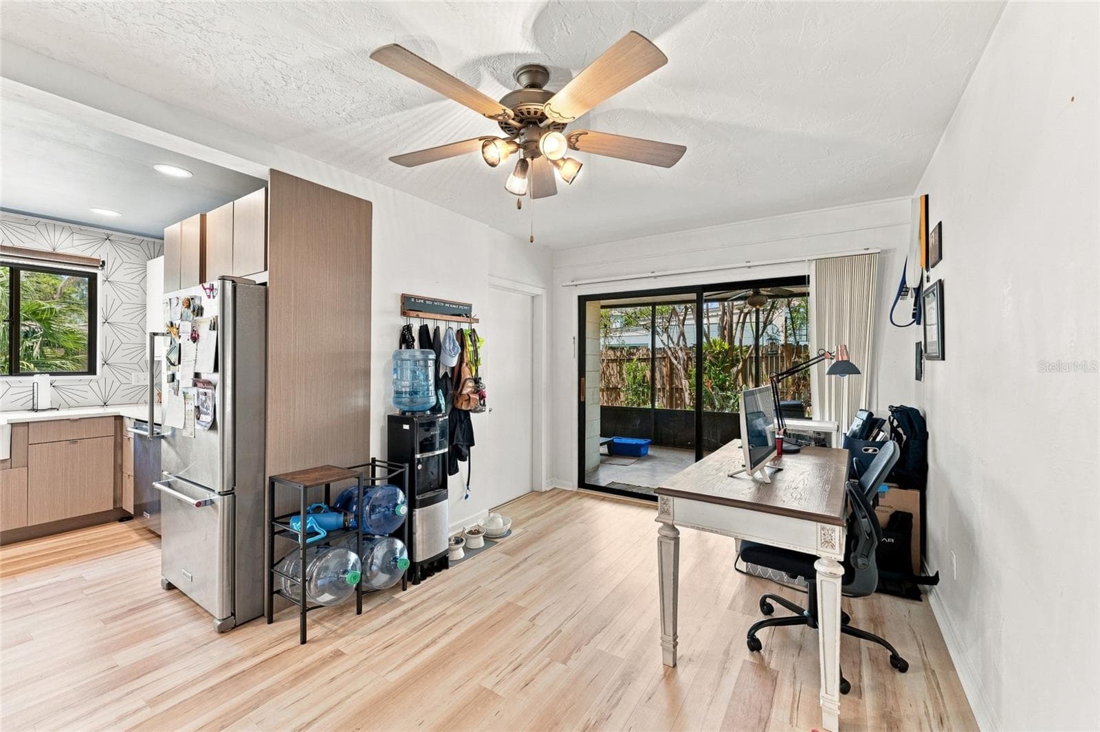 Single Family Residence at 809 E RIVER DR, TEMPLE TERRACE, photo 15 of 50